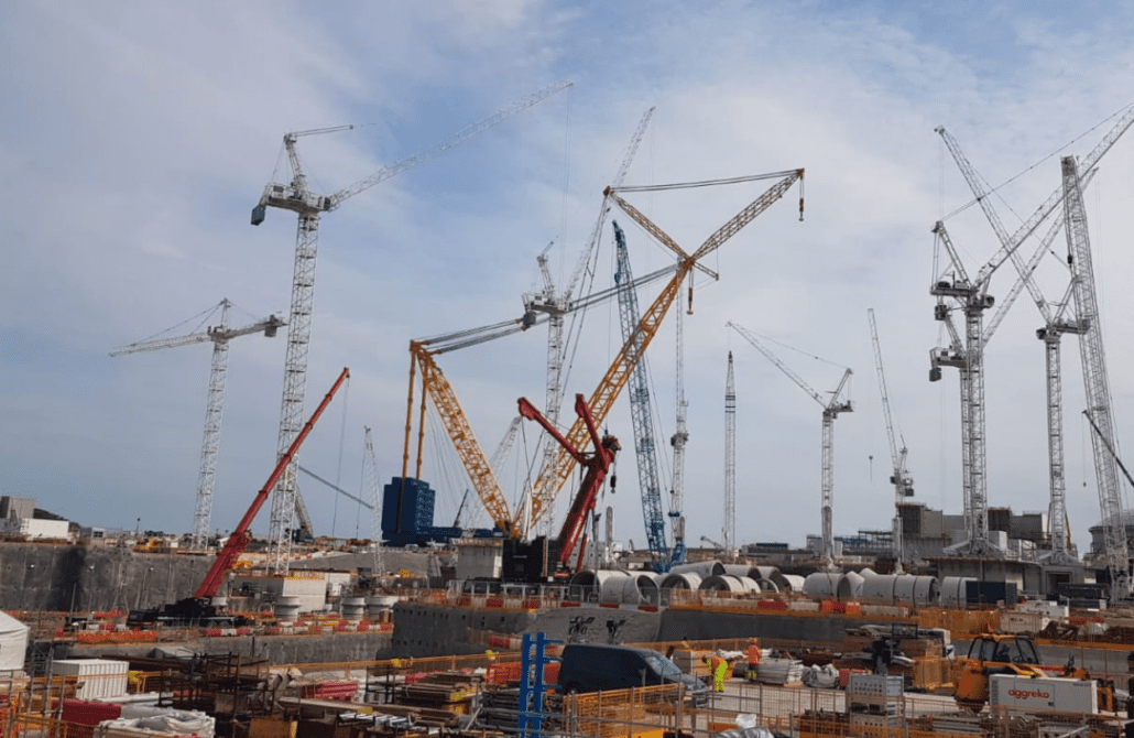 types of cranes crane rental tips